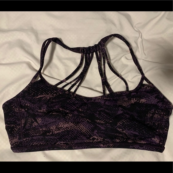 lululemon athletica Other - Lululemon Sports Bra Size 8